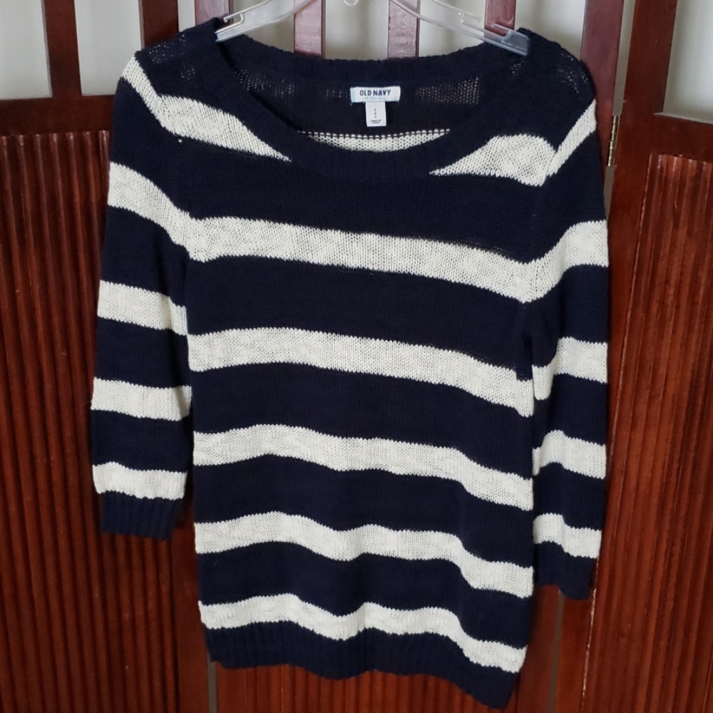 Old Navy Sweater